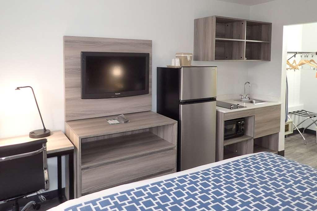 Suburban Studios Tysons Corner Віенна Номер фото